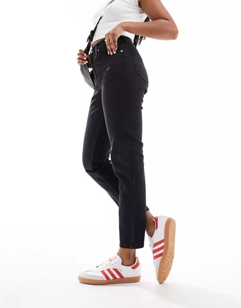 Calvin Klein – джинсы для мам черного цвета 
Calvin Klein – джинсы для мам черного цвета