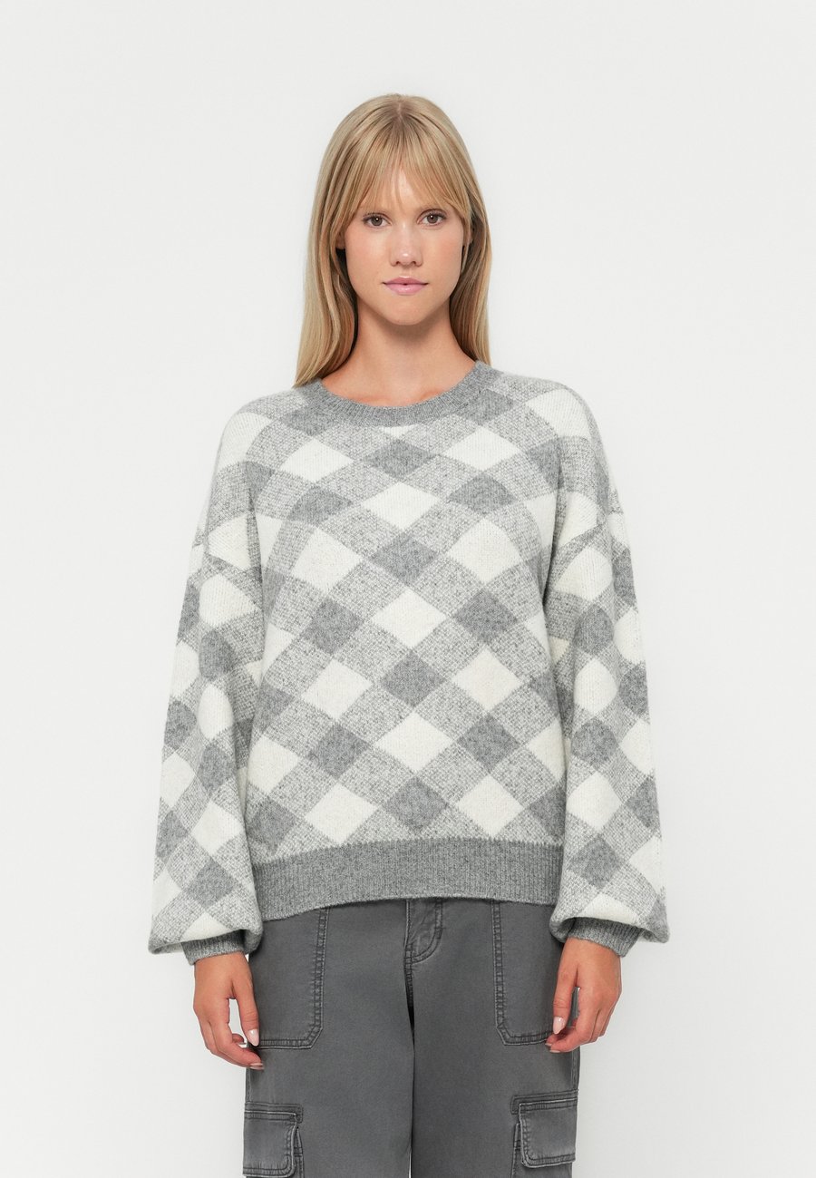 Джемпер Vero Moda VMLARA O NECK , Medium Grey/Birch/Mottled Grey
Джемпер Vero Moda VMLARA O NECK , Medium Grey/Birch/Mottled Grey