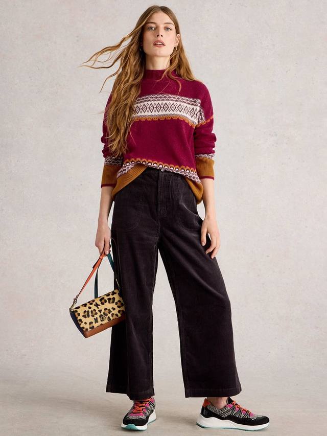 Свитер Millie с высоким воротником из смесовой ламы в стиле фэр-айл White Stuff
Свитер Millie с высоким воротником из смесовой ламы в стиле фэр-айл White Stuff