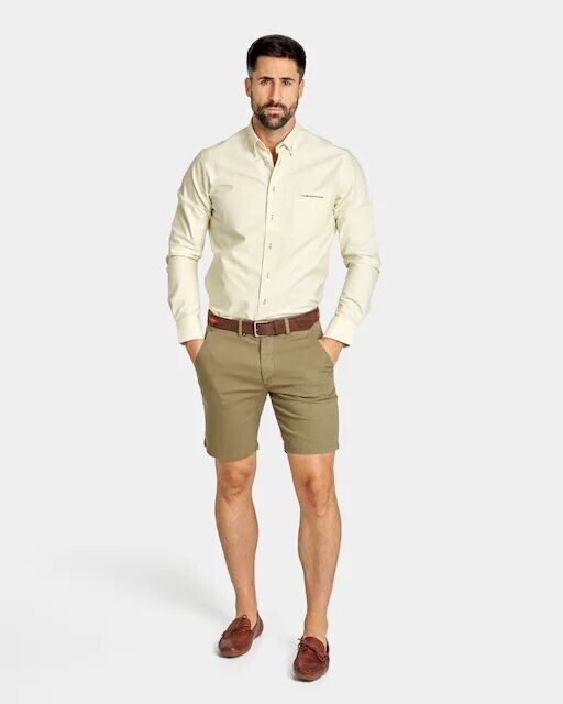 Мужские однотонные шорты-бермуды Spagnolo, темно-зеленый
Мужские однотонные шорты-бермуды Spagnolo, темно-зеленый