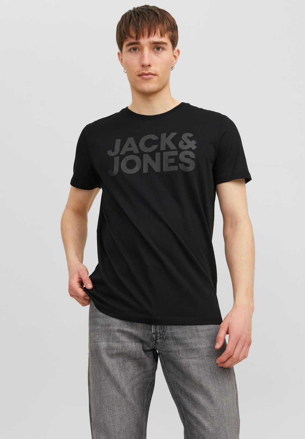 Футболка с принтом JJECORP LOGO SS O NECK NOOS Jack & Jones, черный
Футболка с принтом JJECORP LOGO SS O NECK NOOS Jack & Jones, черный