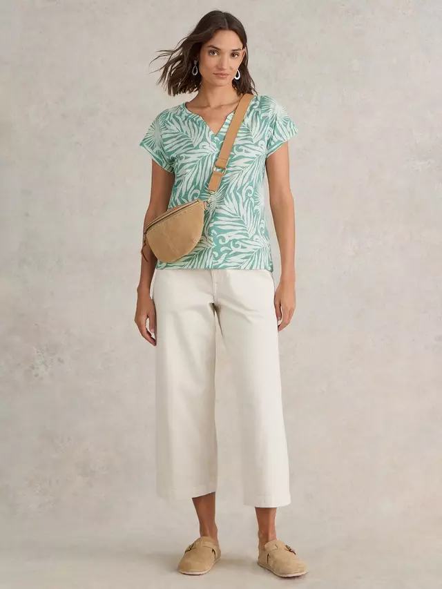 Футболка White Stuff Nelly Notch Neck, цвет teal 
Футболка White Stuff Nelly Notch Neck, цвет teal