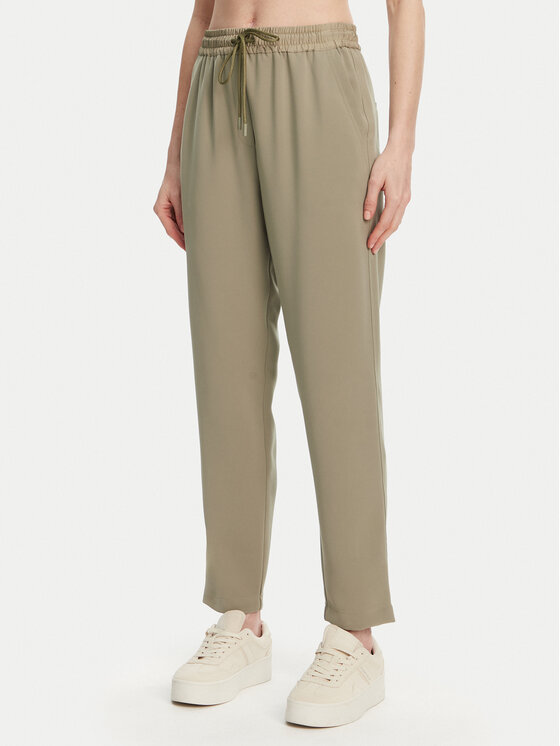 Спортивные брюки обычного кроя Abitata 2513131045 Marella, зеленый
Спортивные брюки обычного кроя Abitata 2513131045 Marella, зеленый