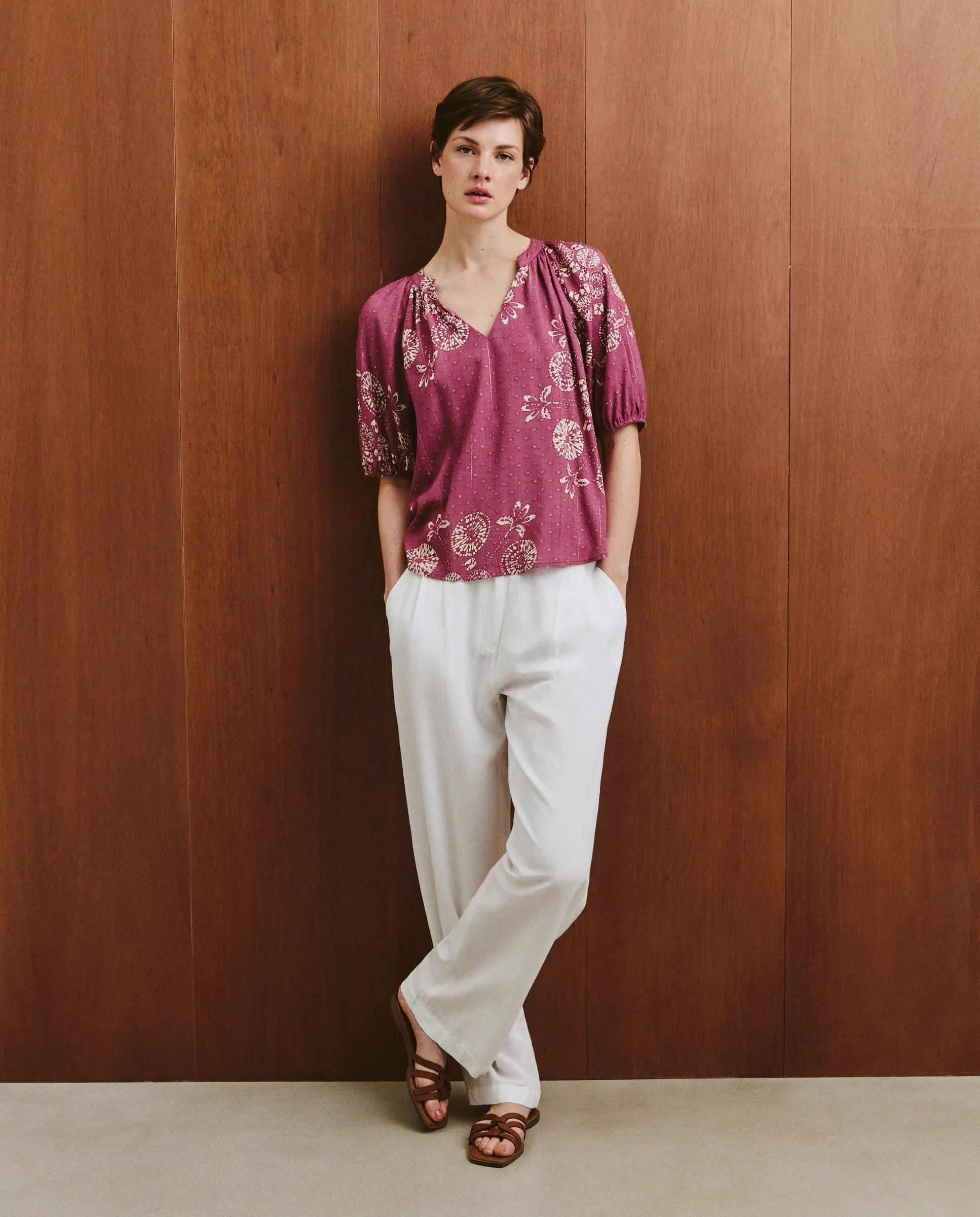 Женская блузка с коротким рукавом с принтом Southern Cotton, розовый
Женская блузка с коротким рукавом с принтом Southern Cotton, розовый