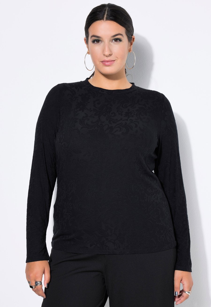 Топ Studio Untold Long sleeved top, Black
Топ Studio Untold Long sleeved top, Black