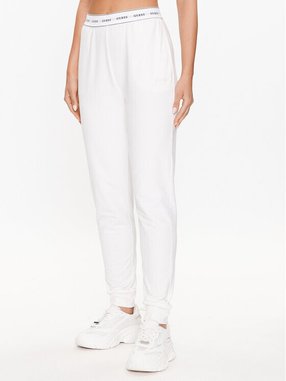 Пижамные штаны стандартного кроя Guess, белый
Пижамные штаны стандартного кроя Guess, белый