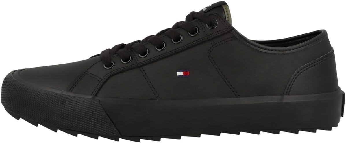 Мужские кроссовки Tommy Hilfiger Core Vulc Cleated LTH Fm0fm04821, черный
Мужские кроссовки Tommy Hilfiger Core Vulc Cleated LTH Fm0fm04821, черный