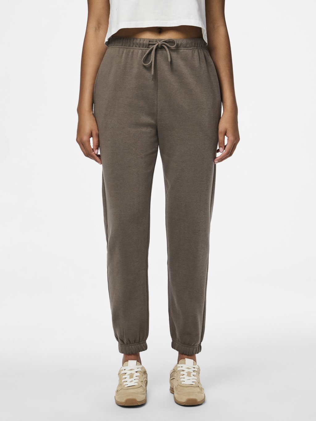 Спортивные штаны PCCHILLI PANTS Pieces, оливковый
Спортивные штаны PCCHILLI PANTS Pieces, оливковый