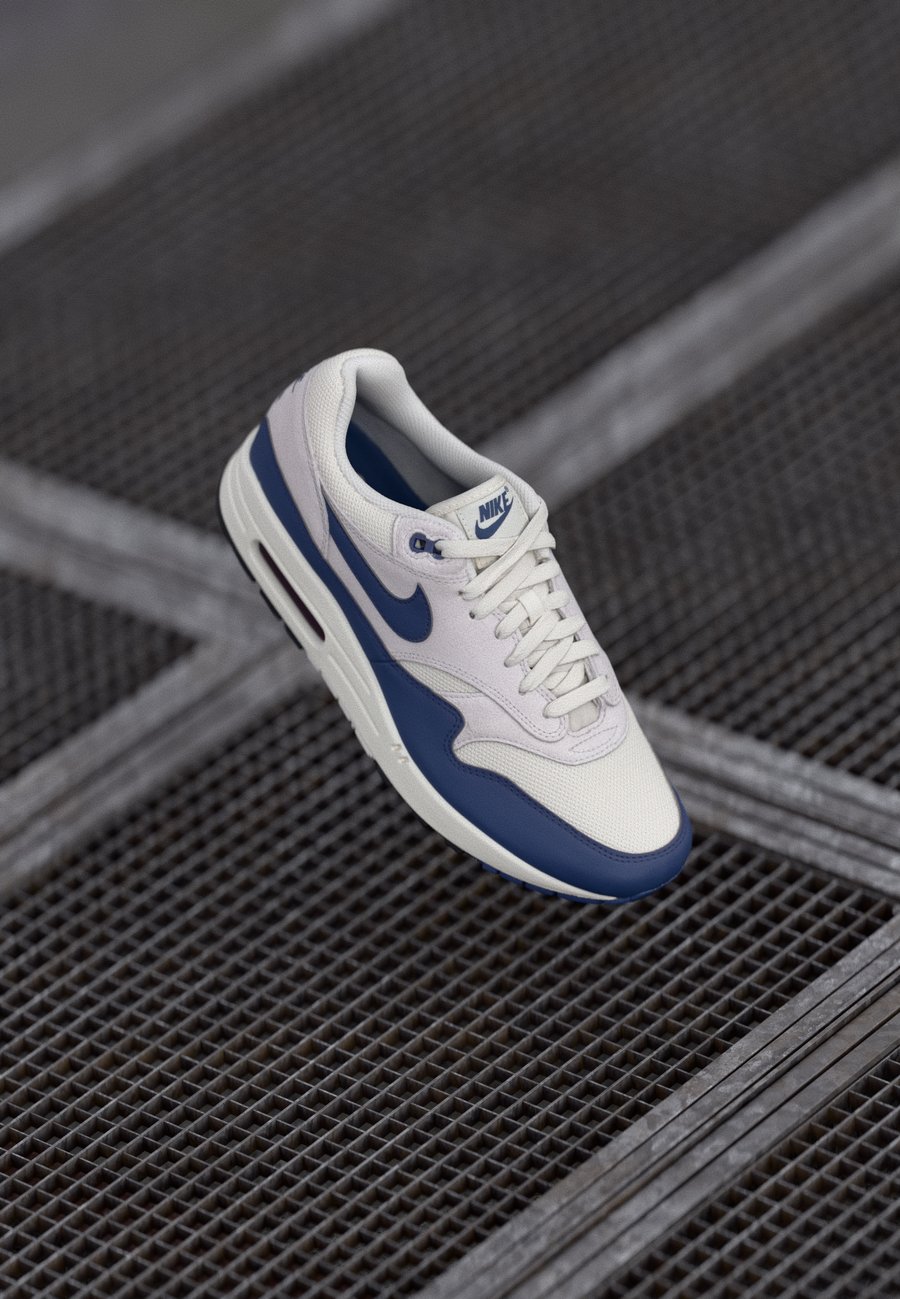 Кроссовки Nike Sportswear AIR MAX 1, Phantom/Sanded Purple/Vast Grey/Black/Grey
Кроссовки Nike Sportswear AIR MAX 1, Phantom/Sanded Purple/Vast Grey/Black/Grey