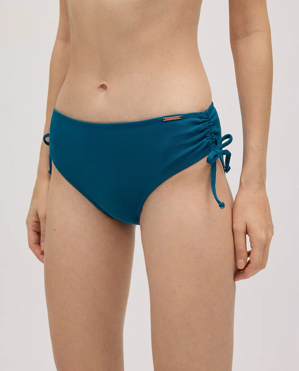 Плавки бикини средней длины с присборенными деталями и микропике Ysabel Mora, зеленый
Плавки бикини средней длины с присборенными деталями и микропике Ysabel Mora, зеленый