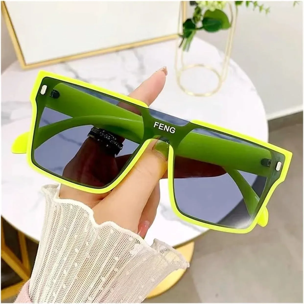 1 шт. Модные большие квадратные солнцезащитные очки для женщин и мужчин в стиле ретро с зеркальными линзами, защита от УФ-излучения UV400, панк-очки YCMGBH, 1pc
1 шт. Модные большие квадратные солнцезащитные очки для женщин и мужчин в стиле ретро с зеркальными линзами, защита от УФ-излучения UV400, панк-очки YCMGBH, 1pc