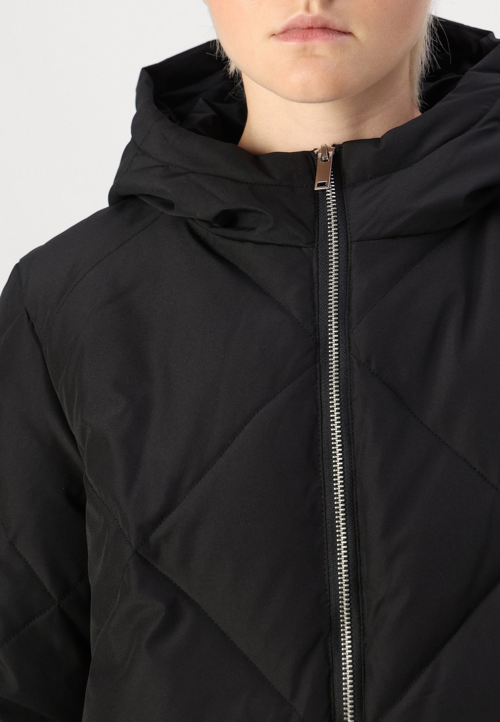 Пуховое пальто PCNOVELLA JACKET Pieces, черный
Пуховое пальто PCNOVELLA JACKET Pieces, черный