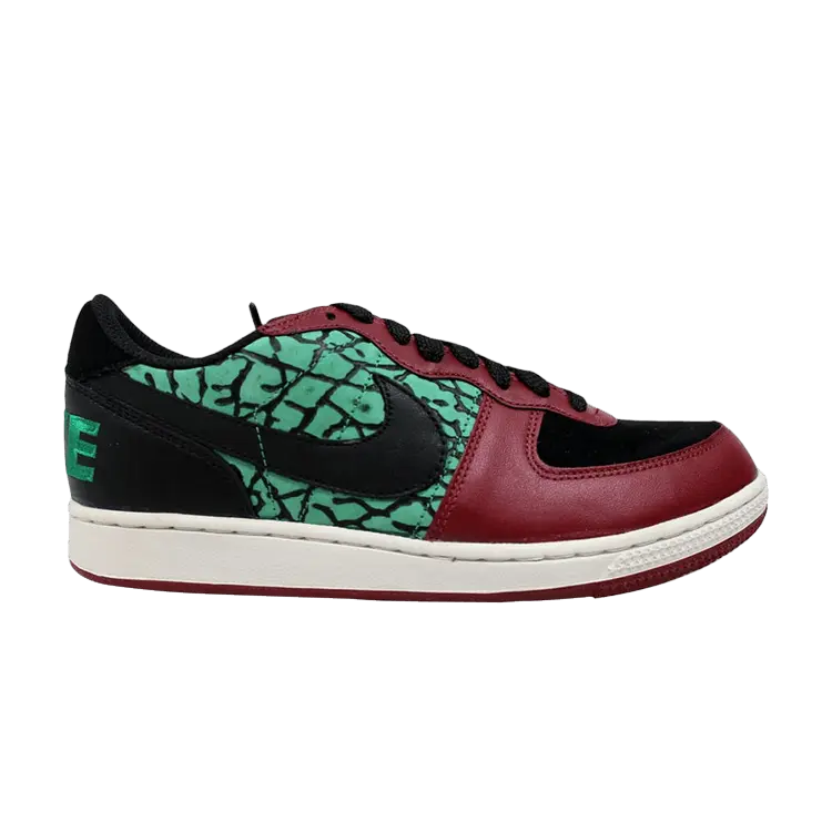 Кроссовки Nike Terminator Low Premium, красный 
Кроссовки Nike Terminator Low Premium, красный