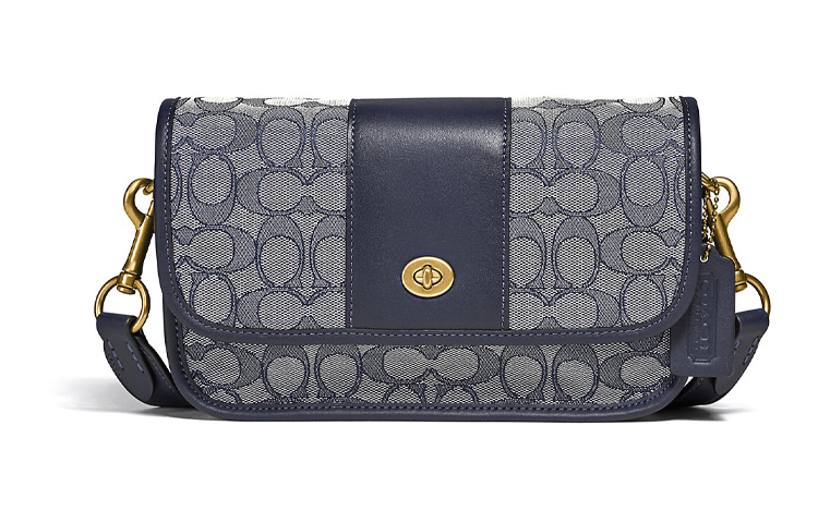 Маленькая кожаная сумка через плечо COACH, basic set (bag+dust bag)
Маленькая кожаная сумка через плечо COACH, basic set (bag+dust bag)