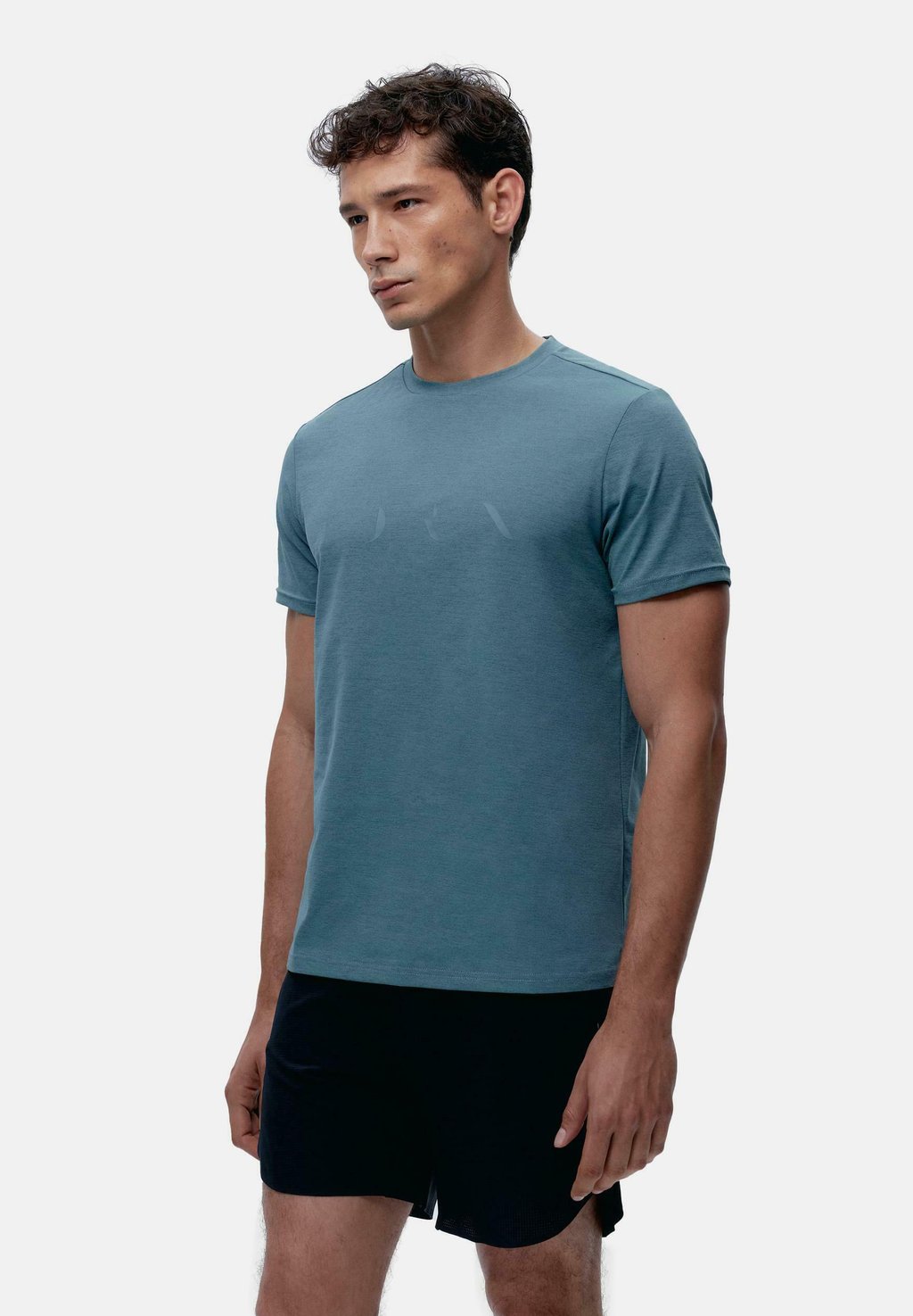 Футболка с принтом Born Living Yoga, синий
Футболка с принтом Born Living Yoga, синий