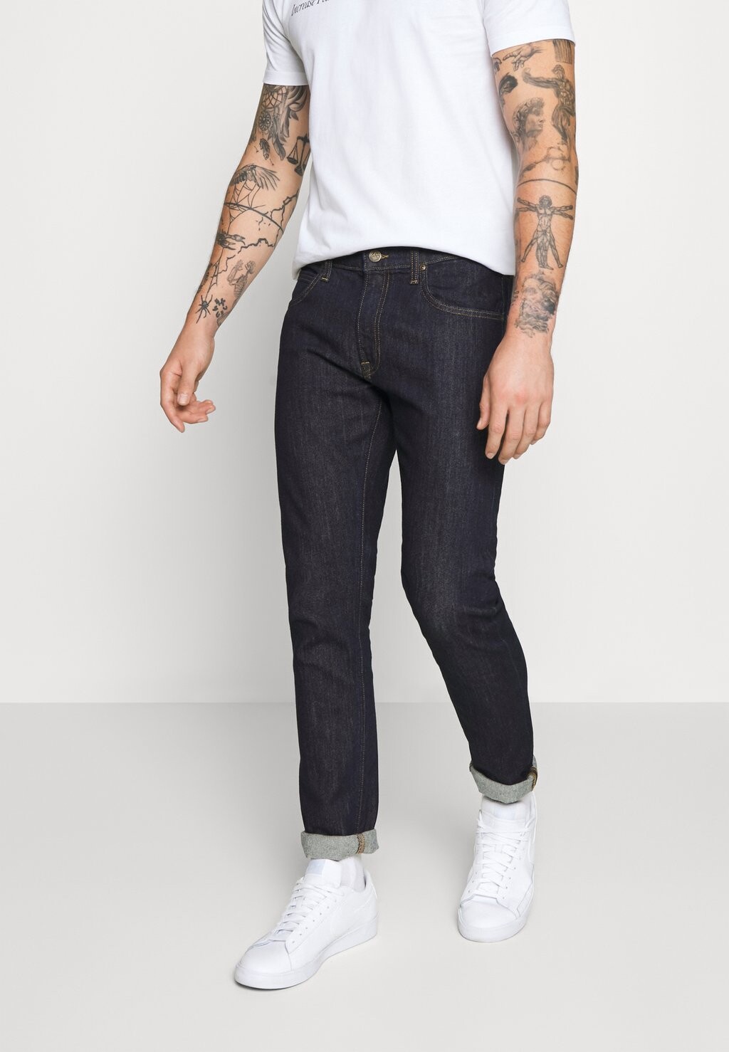 Джинсы облегающего кроя Lee LUKE, цвет Rinse
Джинсы облегающего кроя Lee LUKE, цвет Rinse