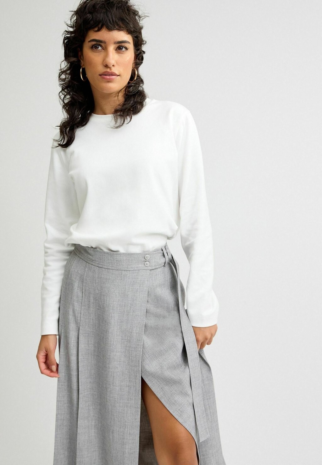 Топ с длинными рукавами HEAVYWEIGHT STANDARD Next, цвет white
Топ с длинными рукавами HEAVYWEIGHT STANDARD Next, цвет white