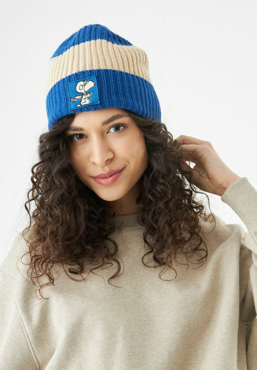 Шапка Codello Beanie, Blau/Blue
Шапка Codello Beanie, Blau/Blue