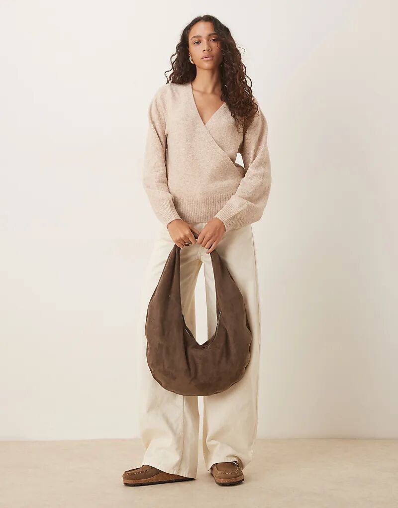 Вязаный кардиган ASOS DESIGN с запахом в овсяном цвете — БЕЖЕВЫЙ
Вязаный кардиган ASOS DESIGN с запахом в овсяном цвете — БЕЖЕВЫЙ