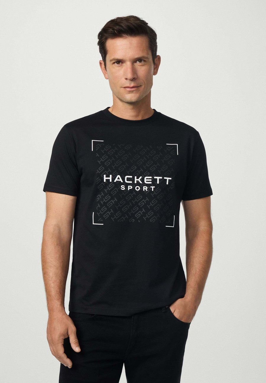 Футболка Hackett London MONOGRAM TEE, Black, Черный, Футболка Hackett London MONOGRAM TEE, Black
Футболка Hackett London MONOGRAM TEE, Black, Черный, Футболка Hackett London MONOGRAM TEE, Black