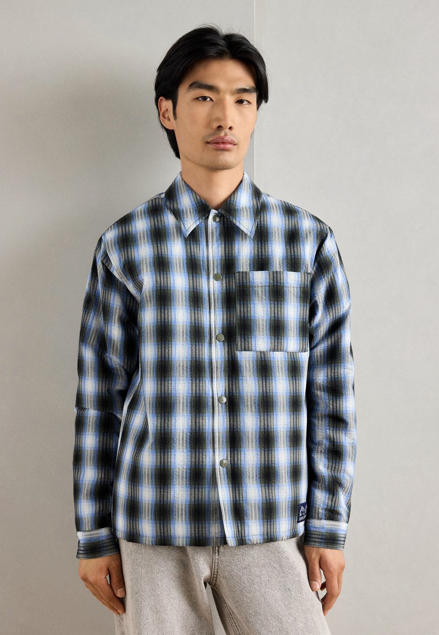 Куртка Scotch & Soda CHECK PADDED OVERSHIRT, Thyme / Blue Bonnet Shadow/Light Blue
Куртка Scotch & Soda CHECK PADDED OVERSHIRT, Thyme / Blue Bonnet Shadow/Light Blue