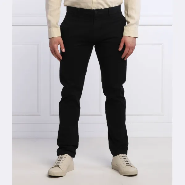 Узкие брюки-чиносы David222d Hugo, черный
Узкие брюки-чиносы David222d Hugo, черный