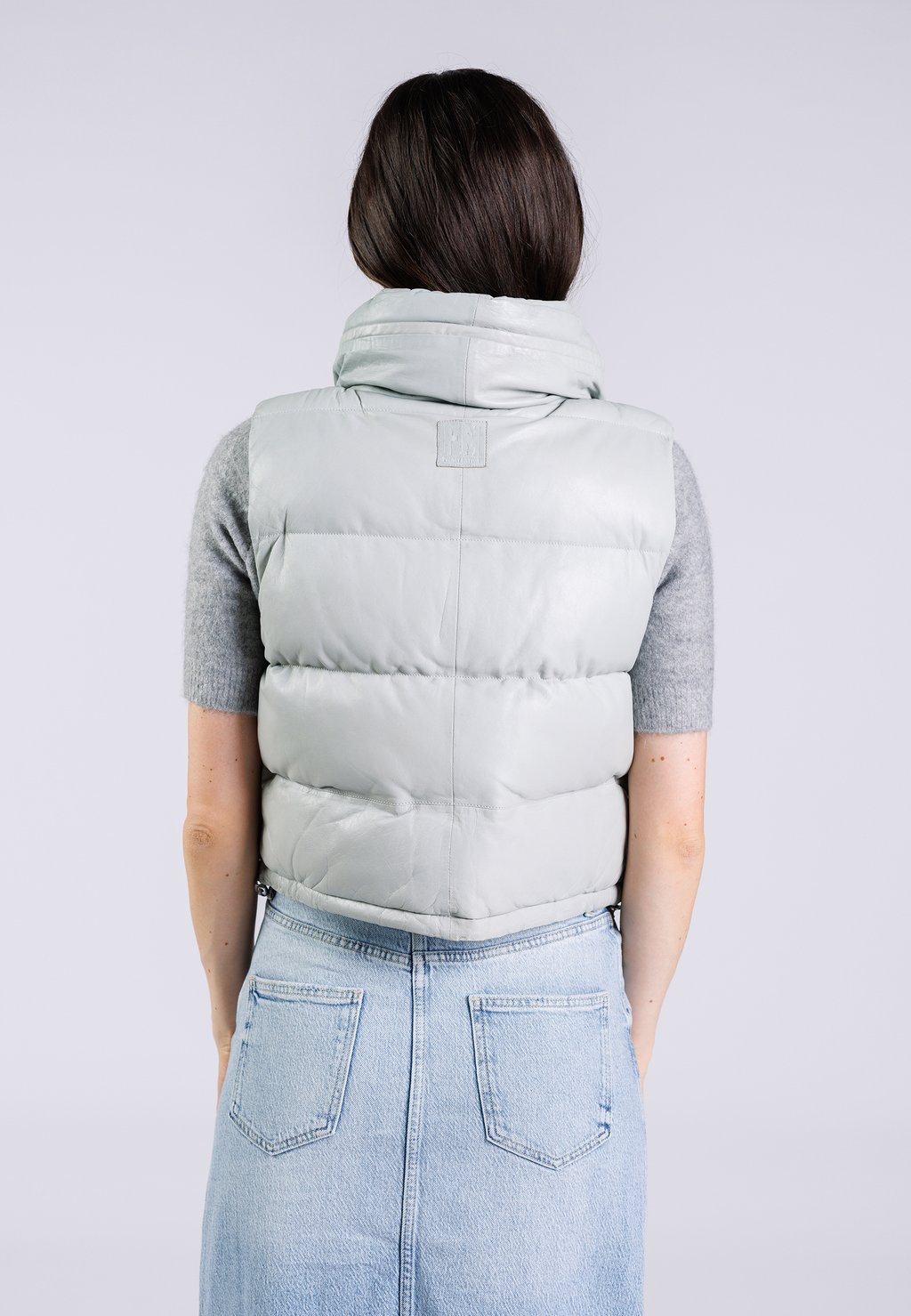 Жилет DREAMY Freaky Nation, светло-серый
Жилет DREAMY Freaky Nation, светло-серый