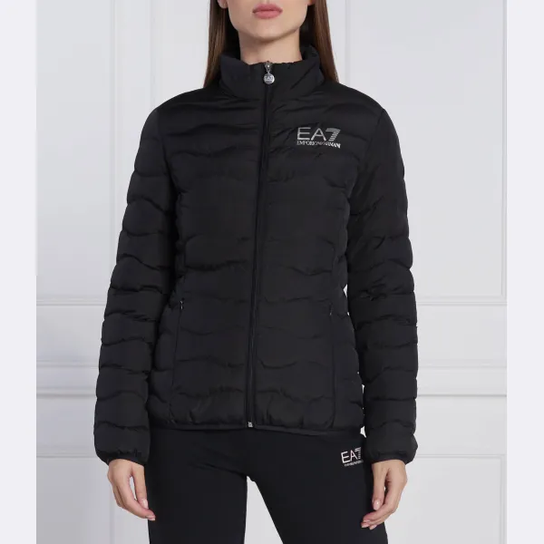 Пуховик стандартного кроя Ea7, черный
Пуховик стандартного кроя Ea7, черный