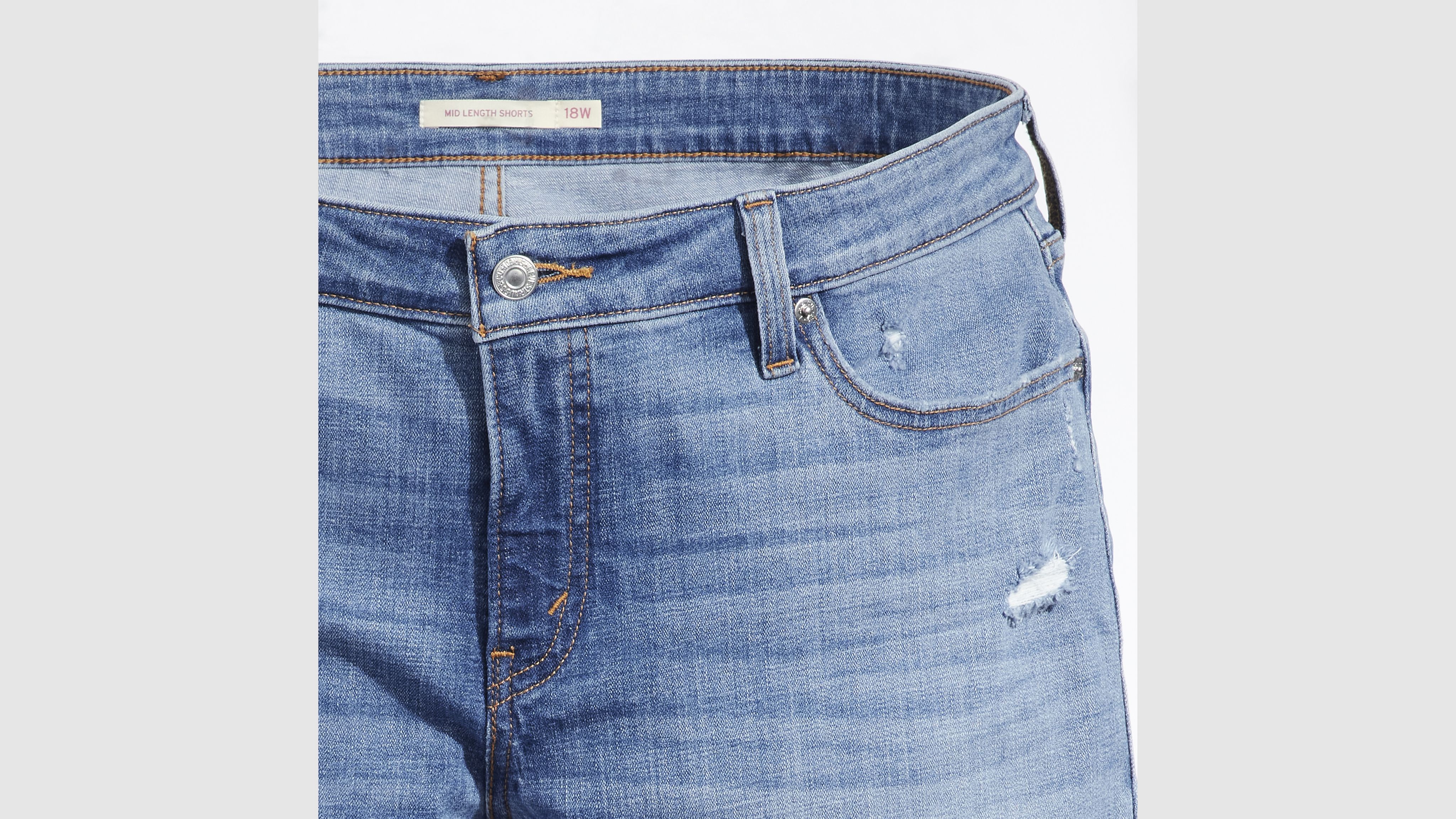 Женские шорты средней длины (большие размеры) Levi's, цвет What Are We - Medium Wash
Женские шорты средней длины (большие размеры) Levi's, цвет What Are We - Medium Wash