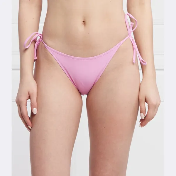 Низ бикини Guess, лавандовый
Низ бикини Guess, лавандовый