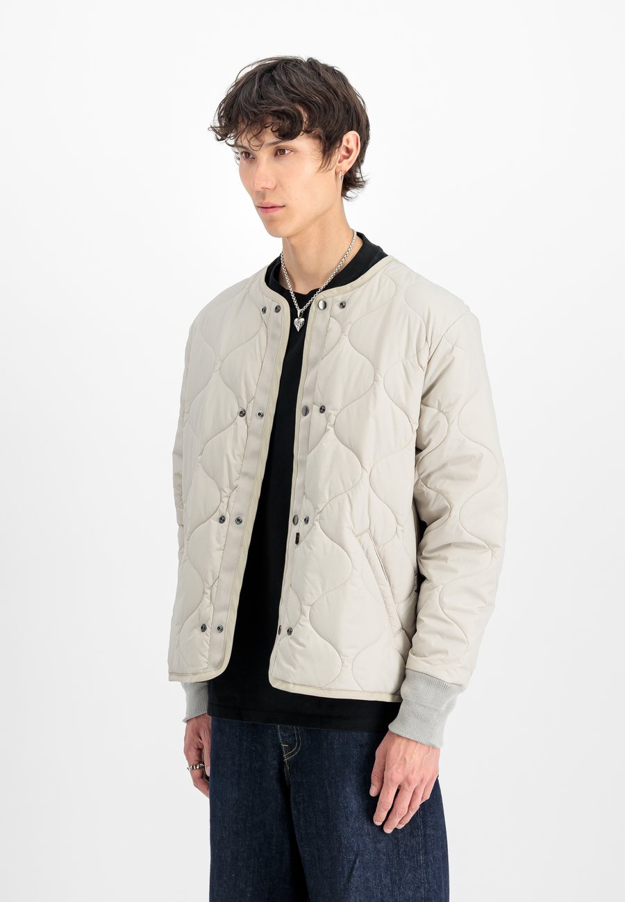 Куртка Alpha Industries STUDIO LINER, Organic Beige/Beige
Куртка Alpha Industries STUDIO LINER, Organic Beige/Beige