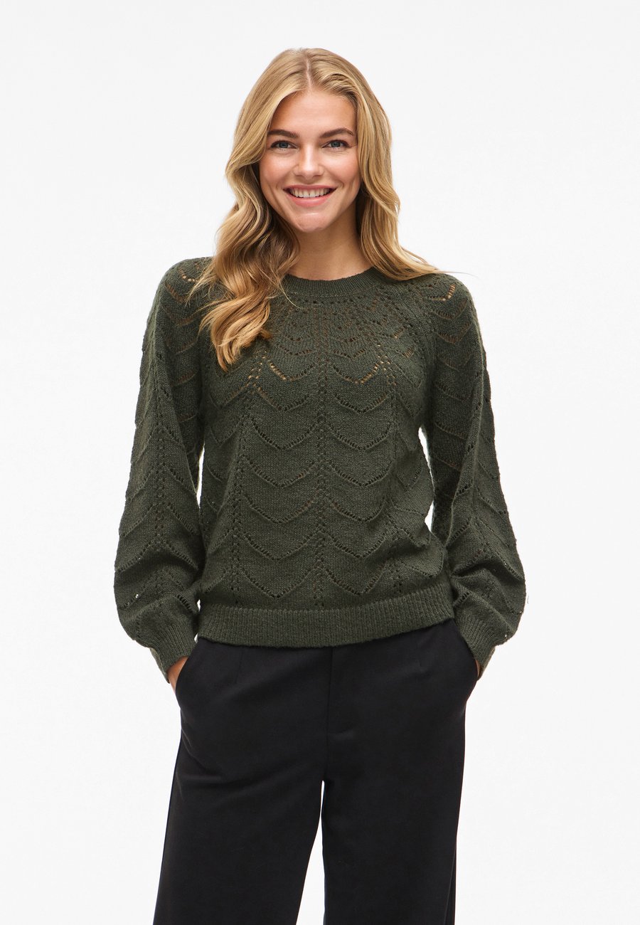 Джемпер VILA VITULI O NECK DETAIL , Deep Depths/Khaki
Джемпер VILA VITULI O NECK DETAIL , Deep Depths/Khaki