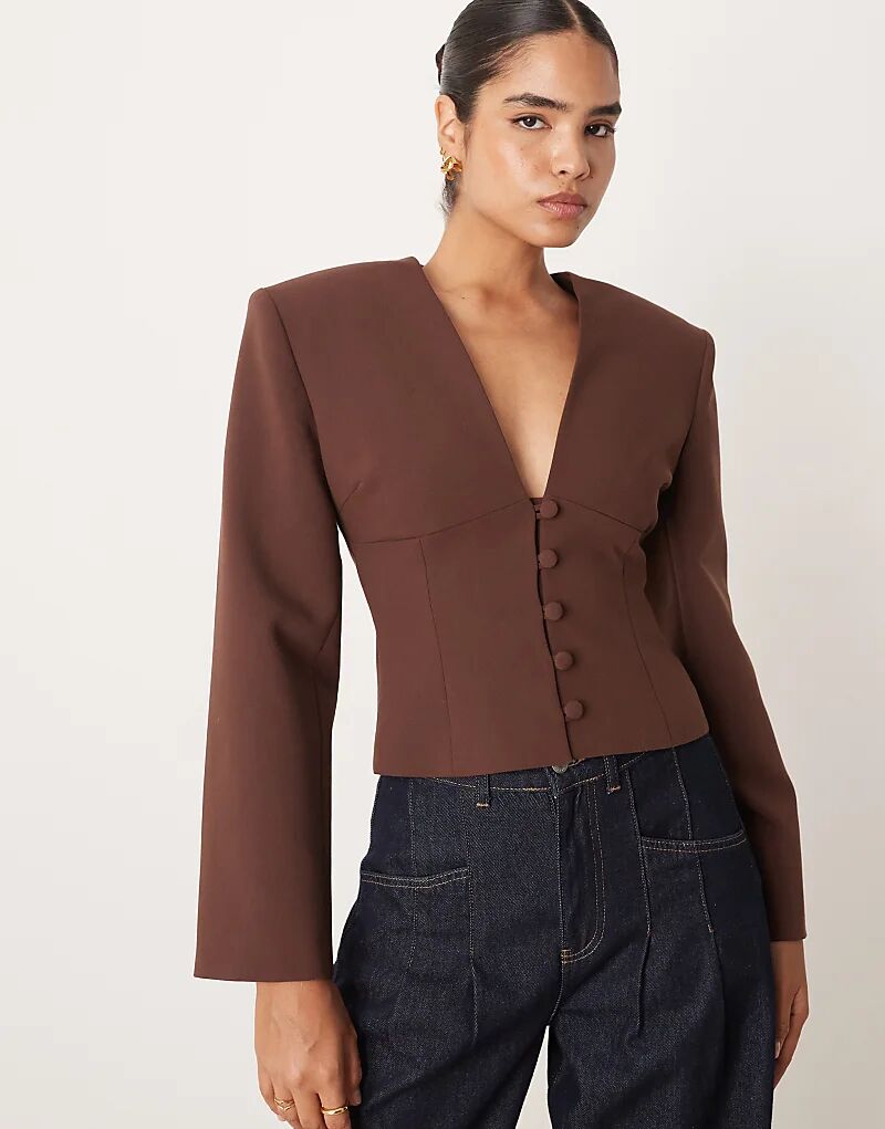 Коричневый блейзер с глубоким вырезом и присборенной талией ASOS DESIGN
Коричневый блейзер с глубоким вырезом и присборенной талией ASOS DESIGN