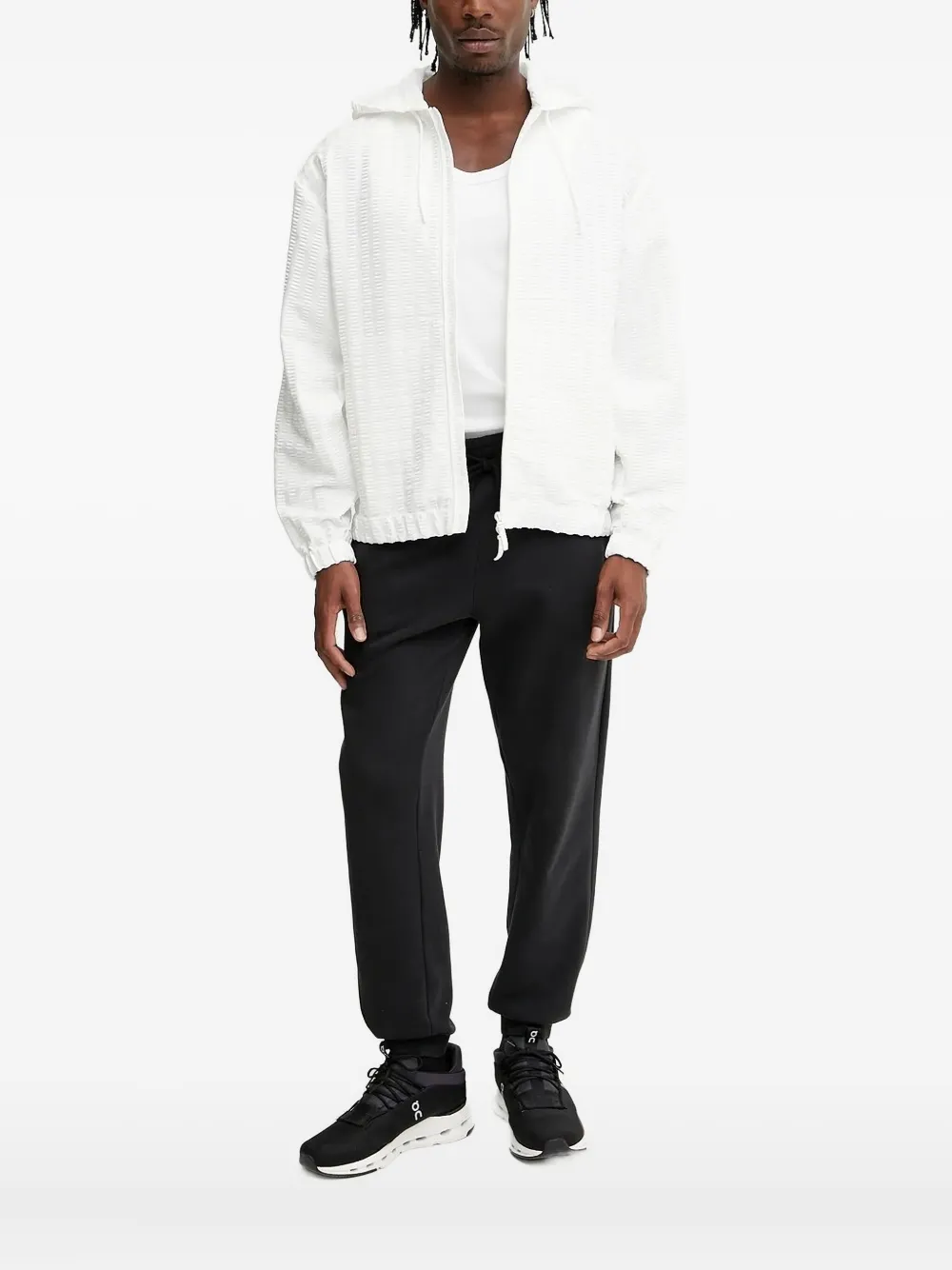 Текстурированная толстовка с капюшоном на молнии Ea7 Emporio Armani, белый
Текстурированная толстовка с капюшоном на молнии Ea7 Emporio Armani, белый