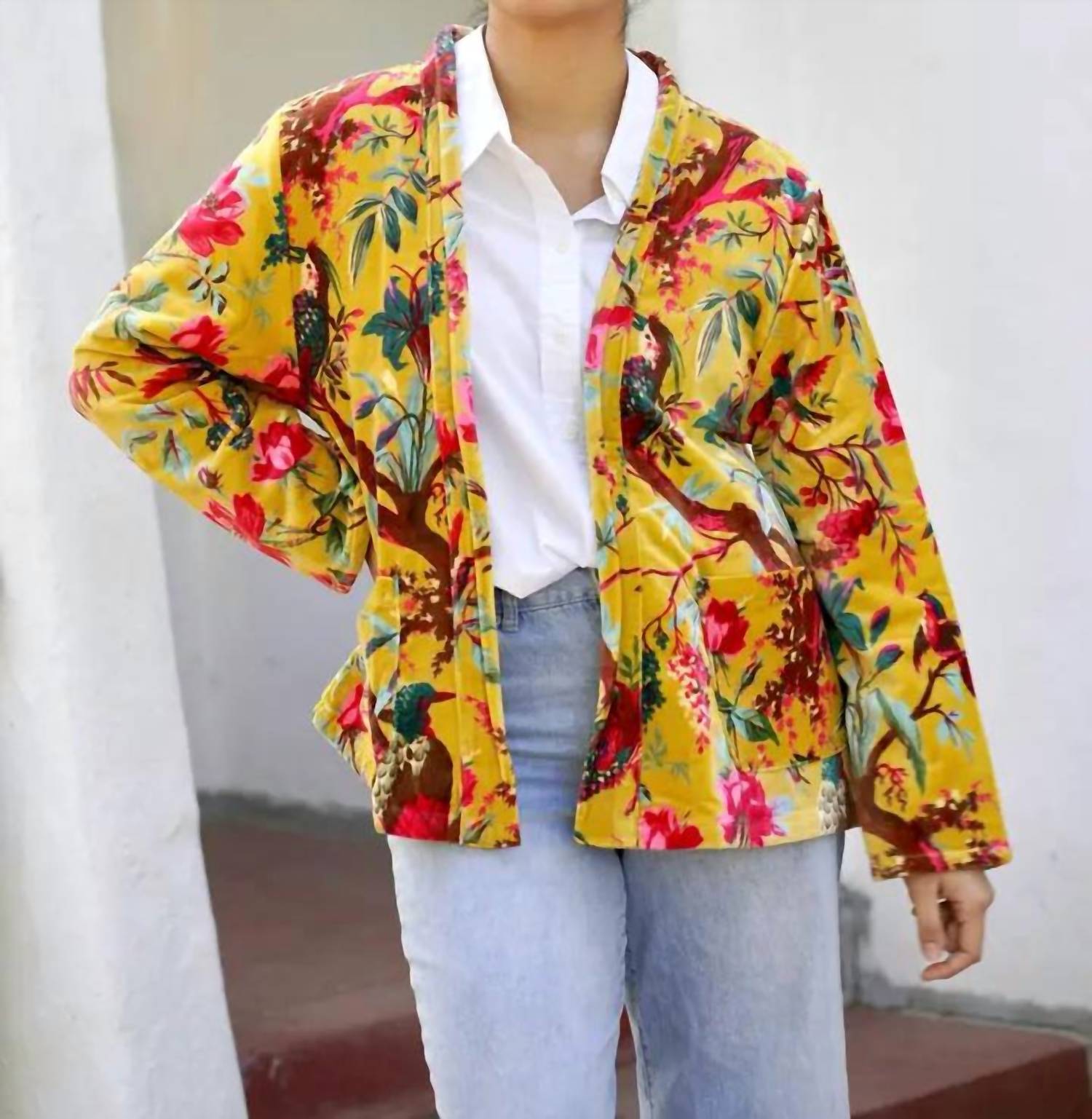 Астрид бархатная куртка в горчичном Dolma, Mustard
Астрид бархатная куртка в горчичном Dolma, Mustard