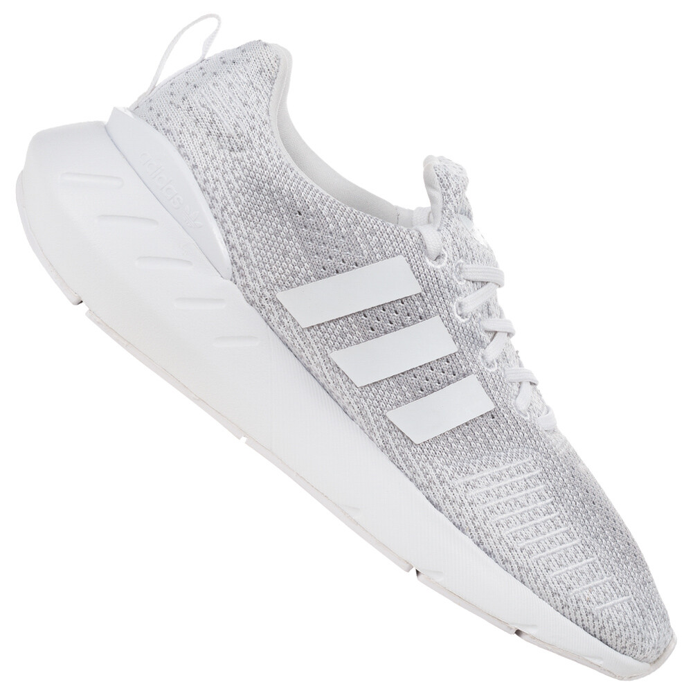 Кроссовки унисекс Adidas Originals Swift Run 22
Кроссовки унисекс Adidas Originals Swift Run 22