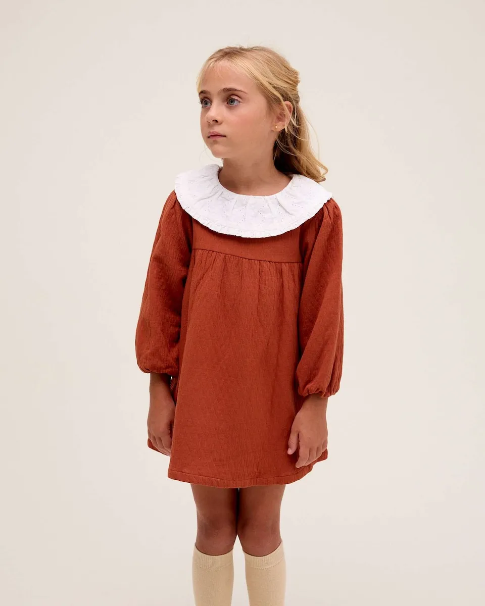 Детское платье цвета <не указано> с длинными рукавами-фонариками Dadati
Детское платье цвета <не указано> с длинными рукавами-фонариками Dadati