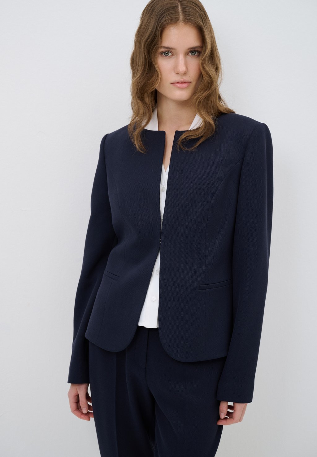 Блейзер adL, темно-синий
Блейзер adL, темно-синий