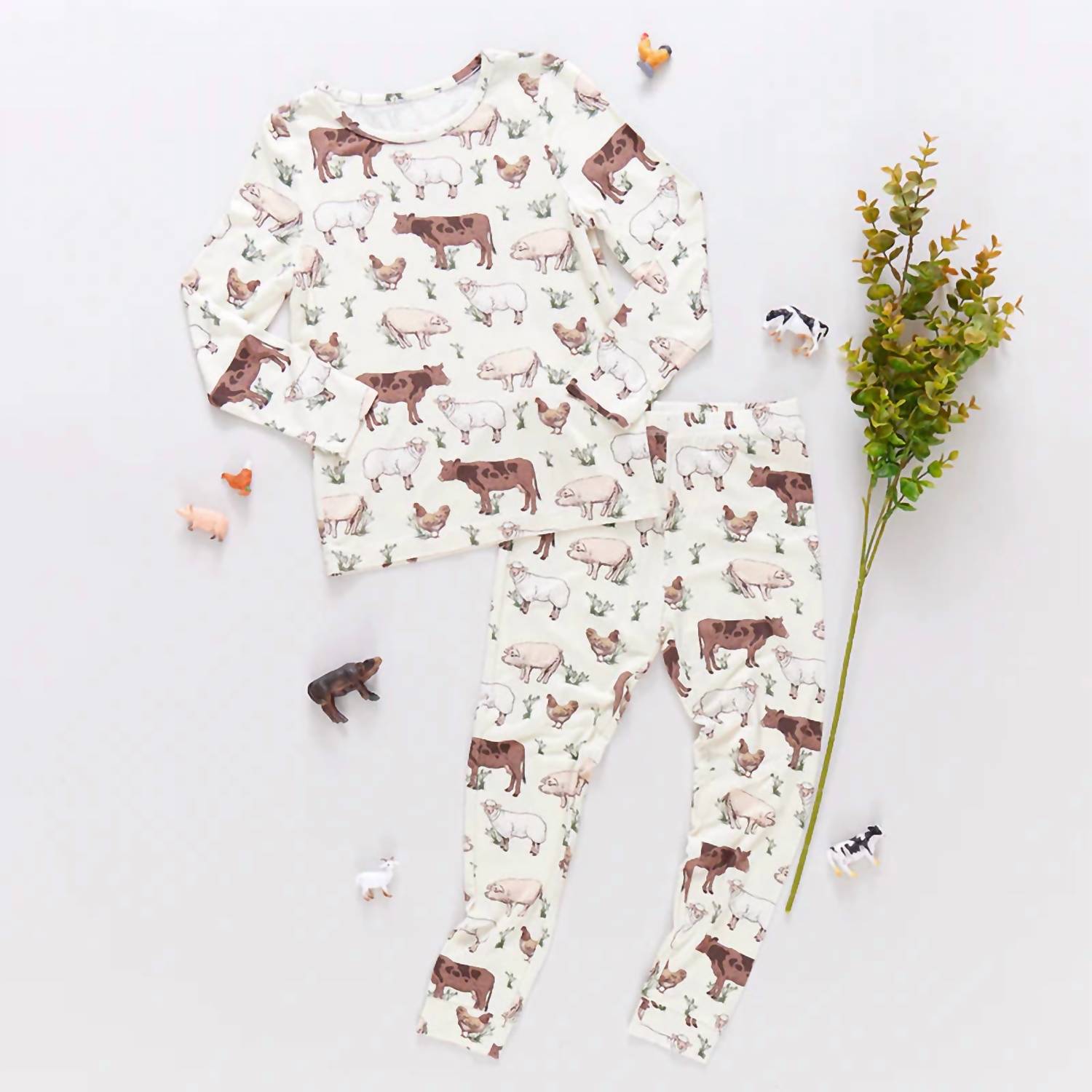 Детский пижамный комплект из бамбука "Ферма" Pink Chicken, Farm Life
Детский пижамный комплект из бамбука "Ферма" Pink Chicken, Farm Life