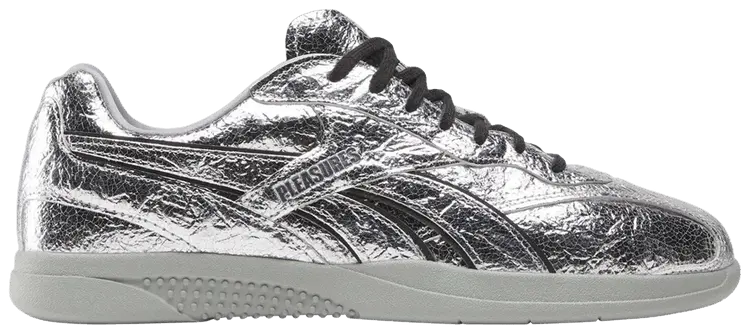 Кроссовки Pleasures x Reebok Hammer Street, серебряный
Кроссовки Pleasures x Reebok Hammer Street, серебряный