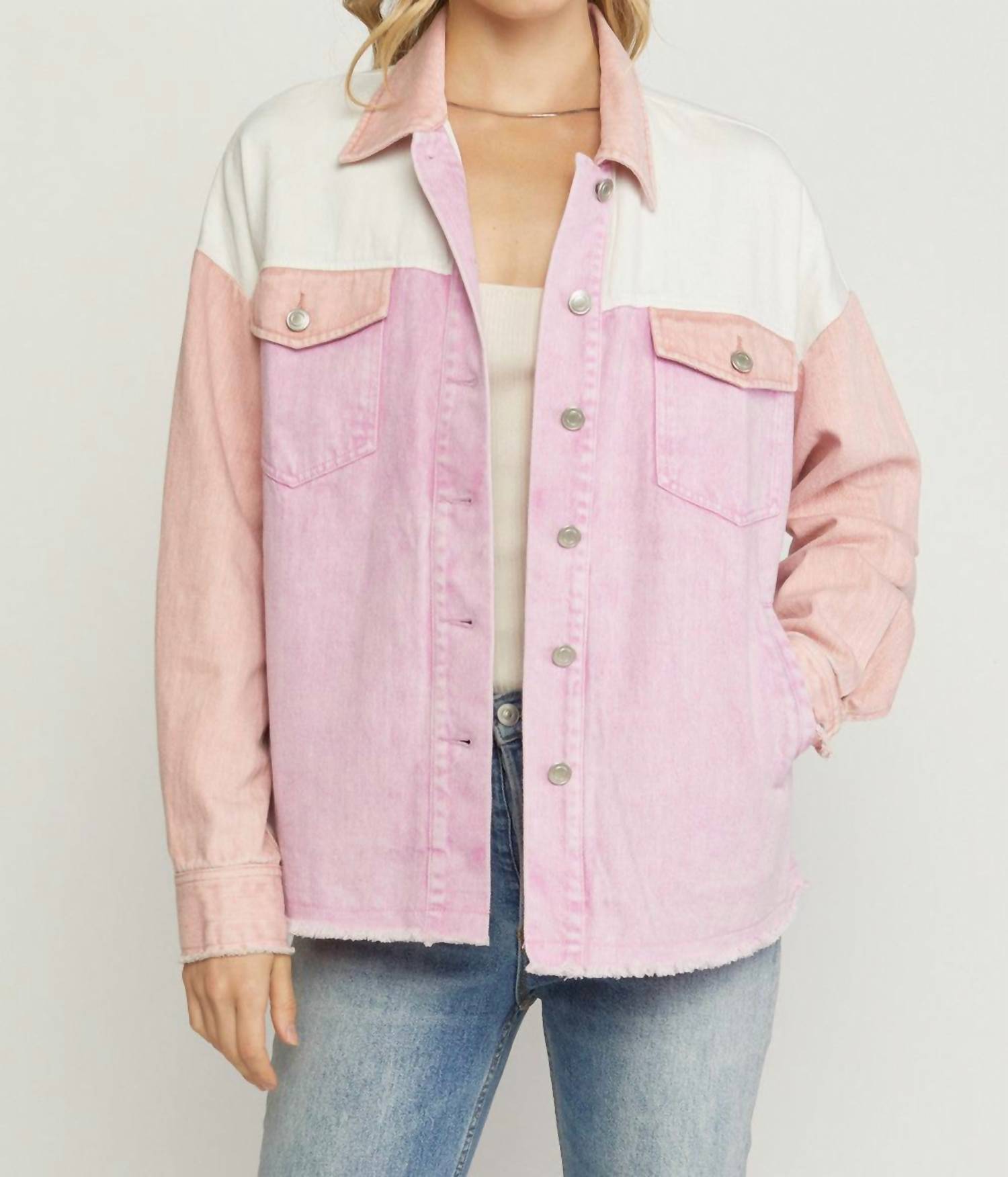 Джинсовая куртка в стиле колор-блок, цвет мульти entro
Джинсовая куртка в стиле колор-блок, цвет мульти entro