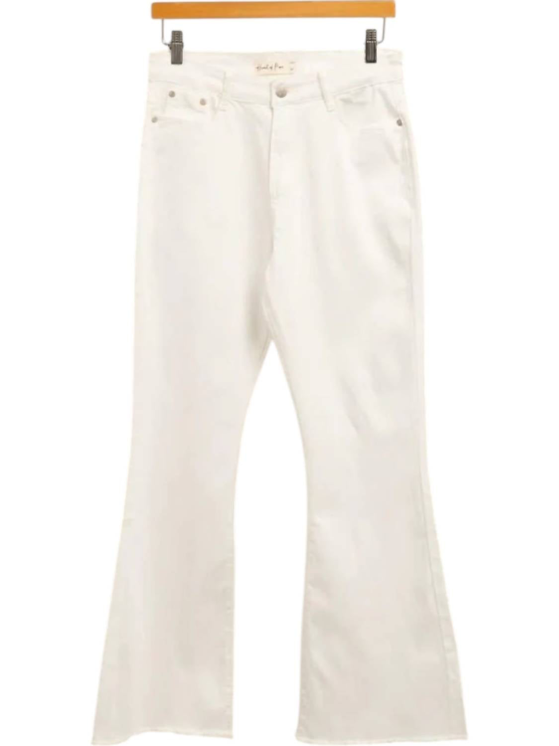 Джинсы клеш Watch Me белого цвета Pine Apparel
Джинсы клеш Watch Me белого цвета Pine Apparel