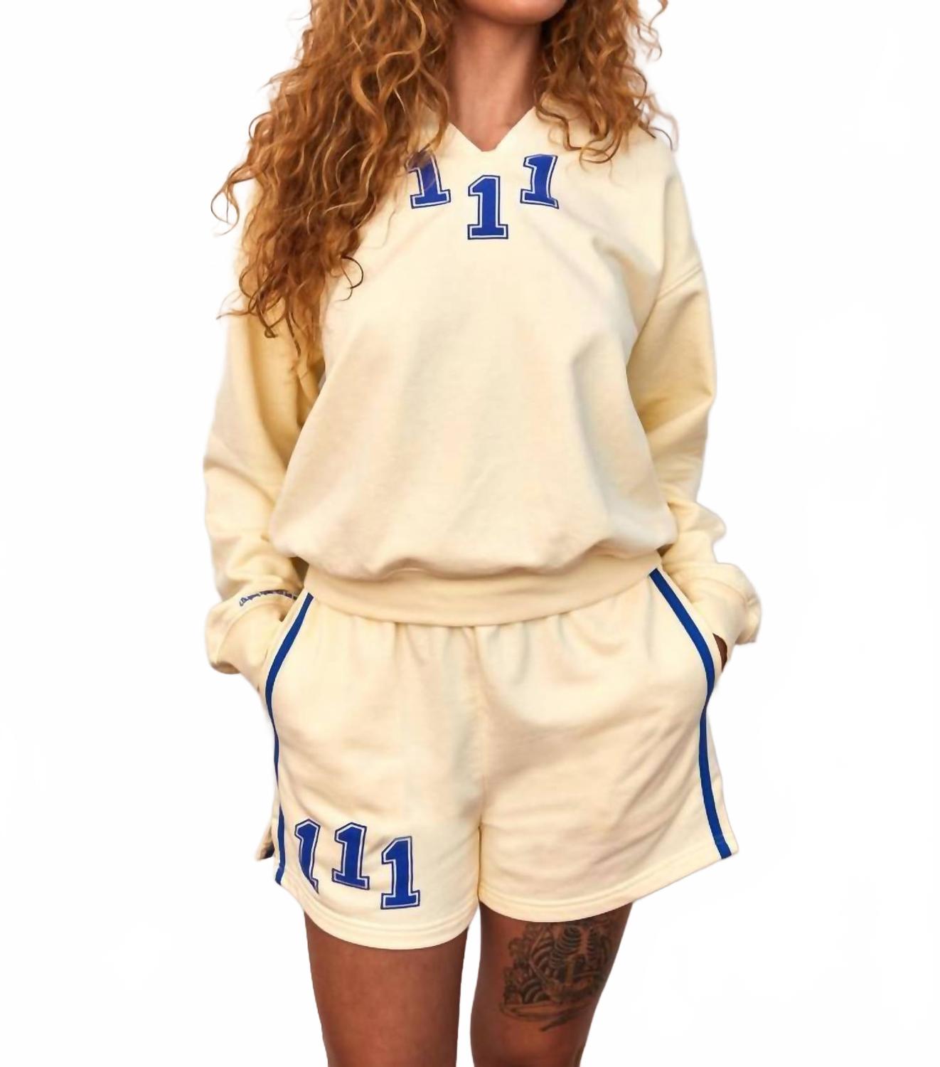 Желтые шорты для спортивного отдела The Mayfair Group
Желтые шорты для спортивного отдела The Mayfair Group