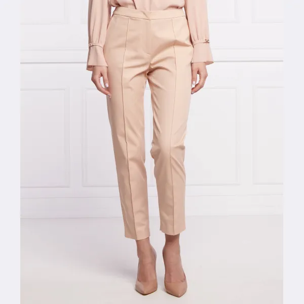 Свободные брюки-сигареты обычная талия Marc Cain, бежевый
Свободные брюки-сигареты обычная талия Marc Cain, бежевый