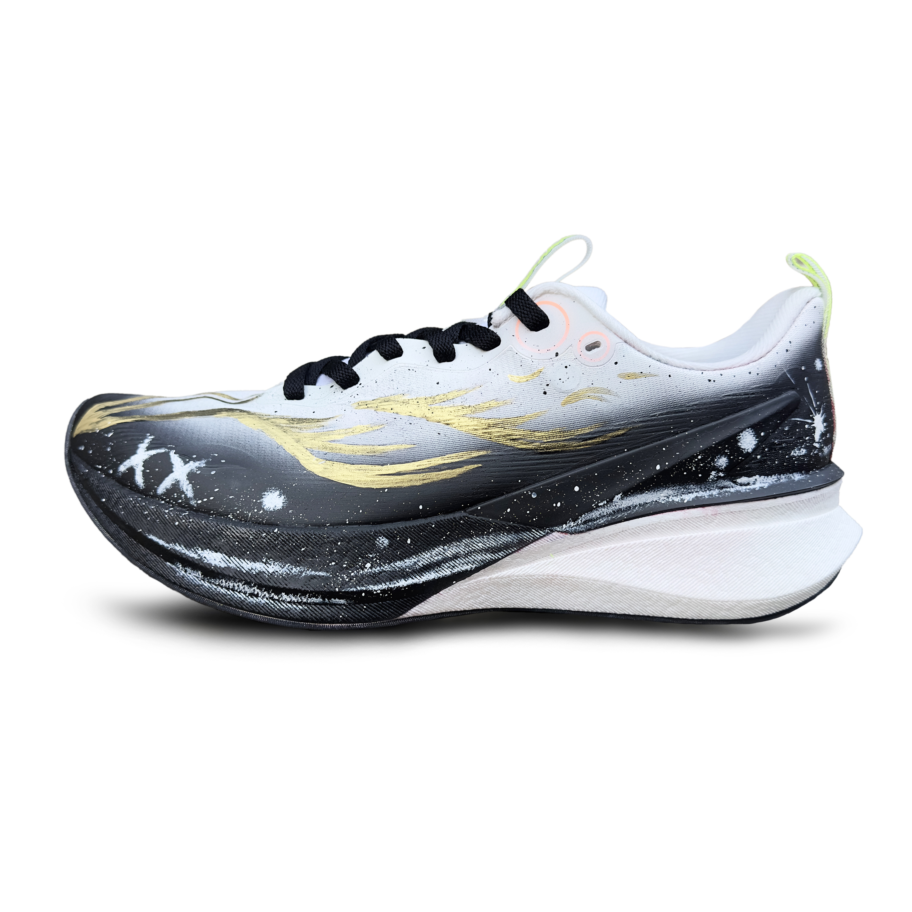 LINING Red Hare 8PRO с амортизацией, противоскользящий, устойчивый к истиранию, низкий
LINING Red Hare 8PRO с амортизацией, противоскользящий, устойчивый к истиранию, низкий