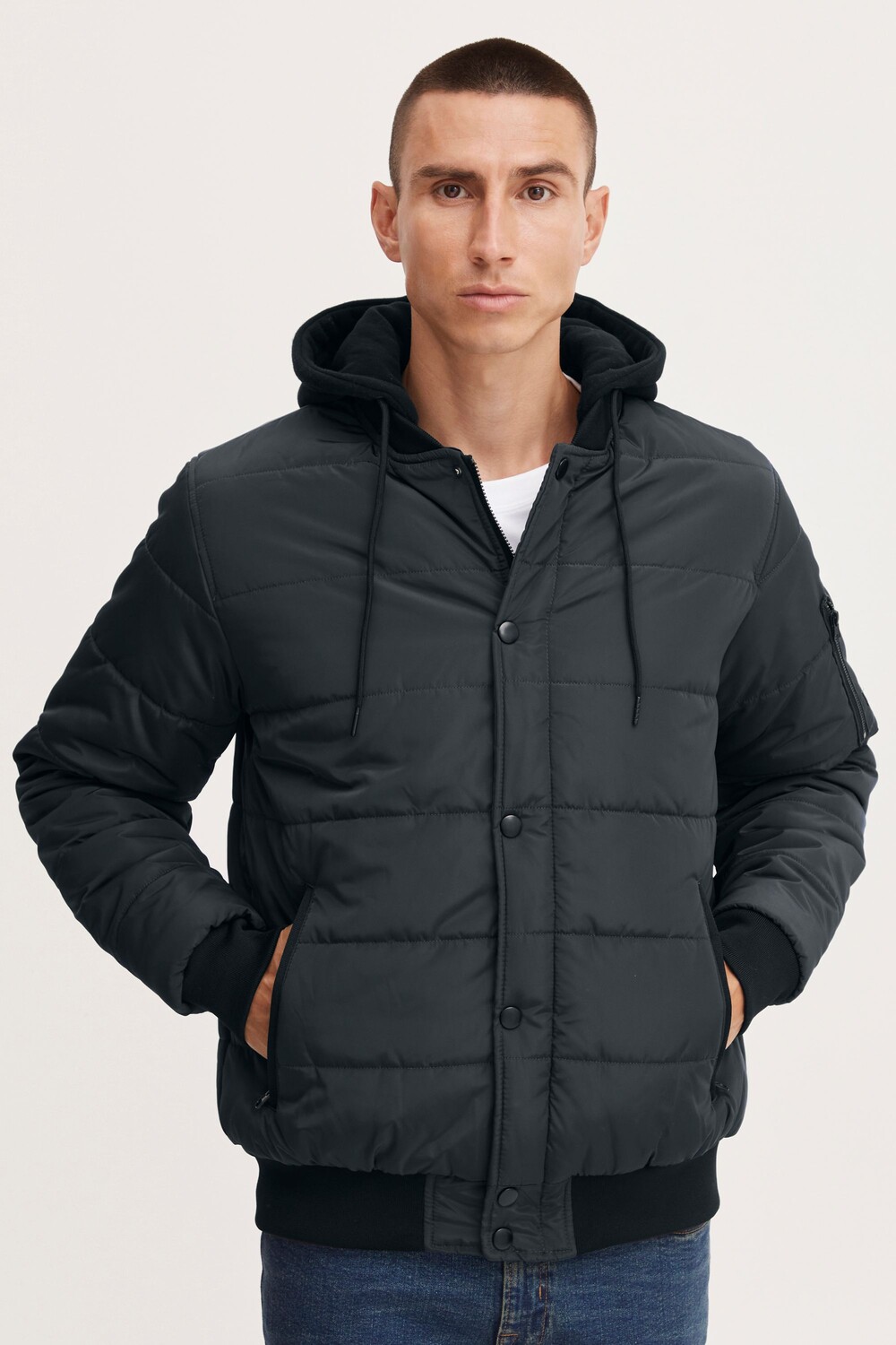 Куртка BLEND Winterjacke Outerwear 20714378, черный
Куртка BLEND Winterjacke Outerwear 20714378, черный