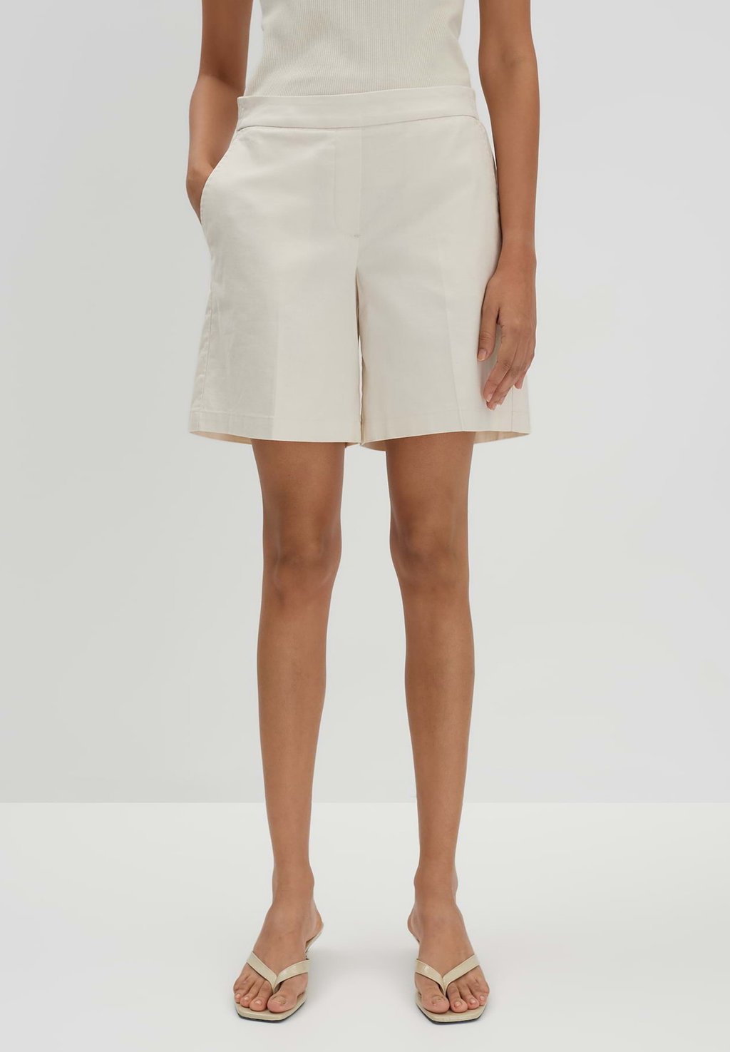 Шорты MID RISE LOOSE FIT someday., бежевый
Шорты MID RISE LOOSE FIT someday., бежевый