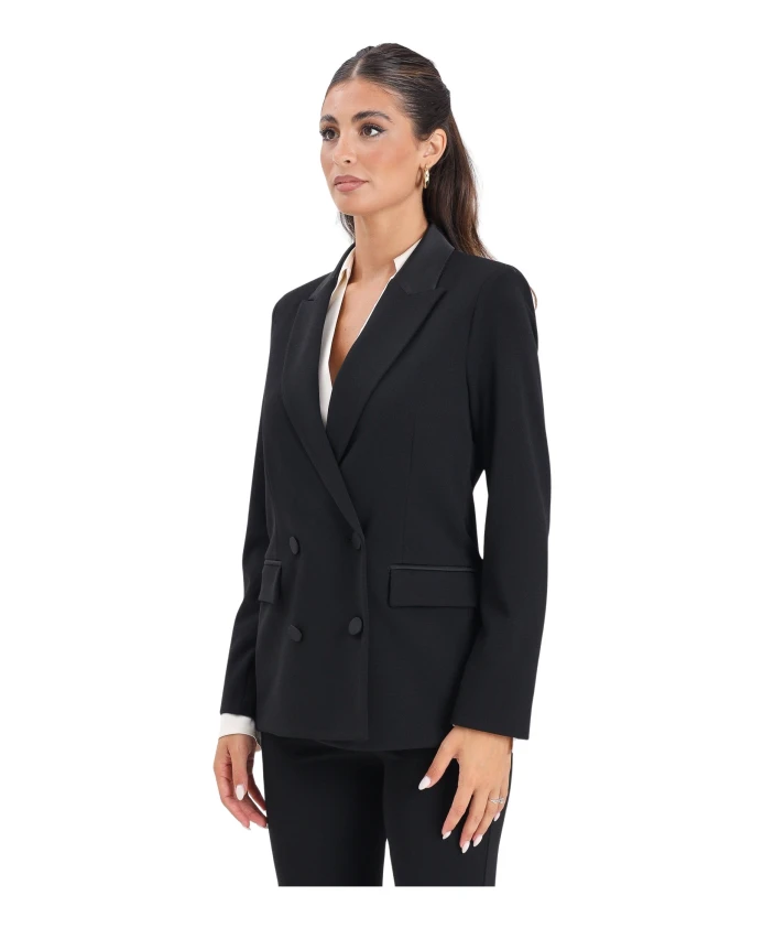 Черный двубортный костюм с атласными лацками Vicolo, черный
Черный двубортный костюм с атласными лацками Vicolo, черный