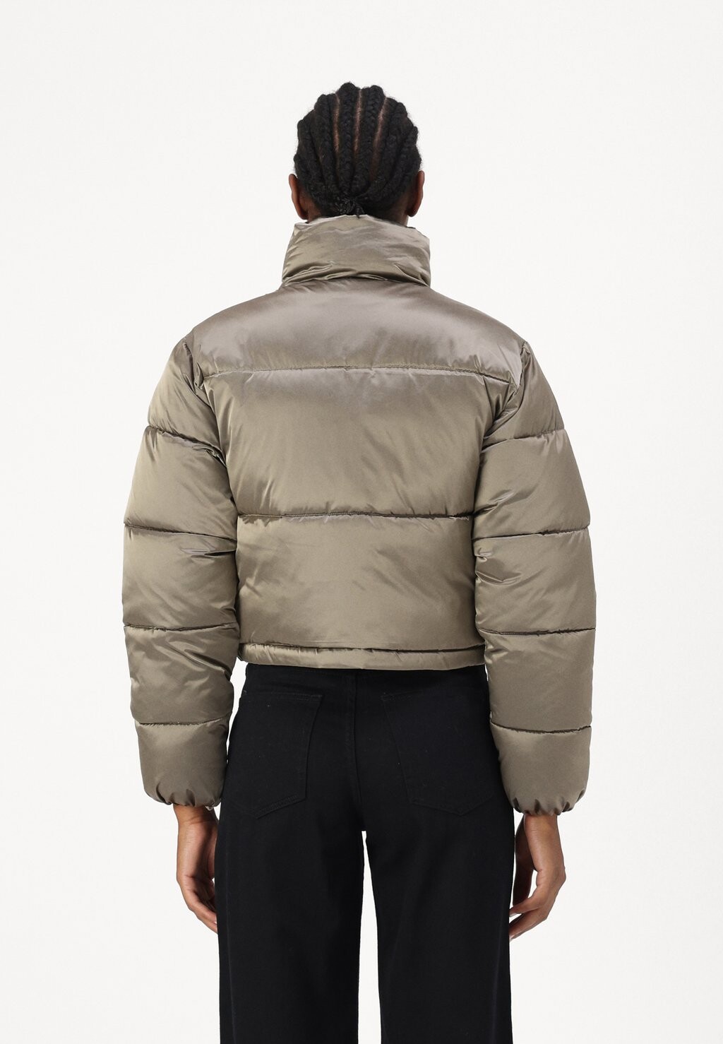 Куртка-бомбер Calvin Klein Jeans, темно-зеленый
Куртка-бомбер Calvin Klein Jeans, темно-зеленый