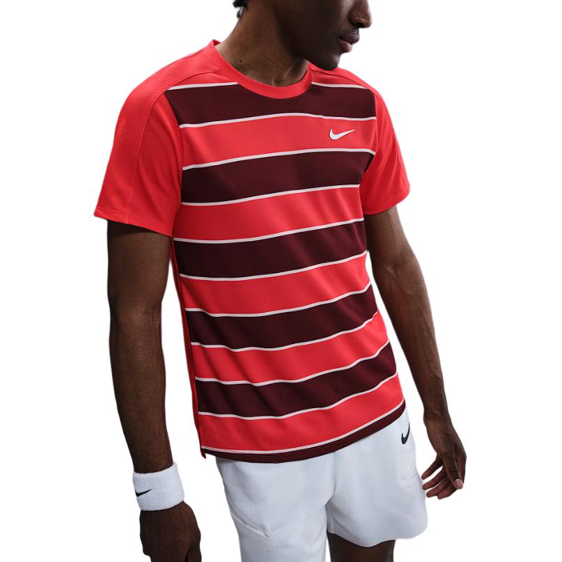 Футболка Court Slam мужская Dri FIT Adv Nike, светло-красный/белый
Футболка Court Slam мужская Dri FIT Adv Nike, светло-красный/белый